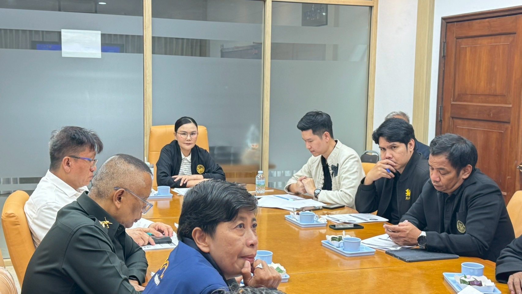 สำนักงานพัฒนาชุมชนอำเภอเมืองนนทบุรี จัดประชุมบูรณาการกลไกขับเคลื่อนการขจัดความยากจนระดับอำเภอ