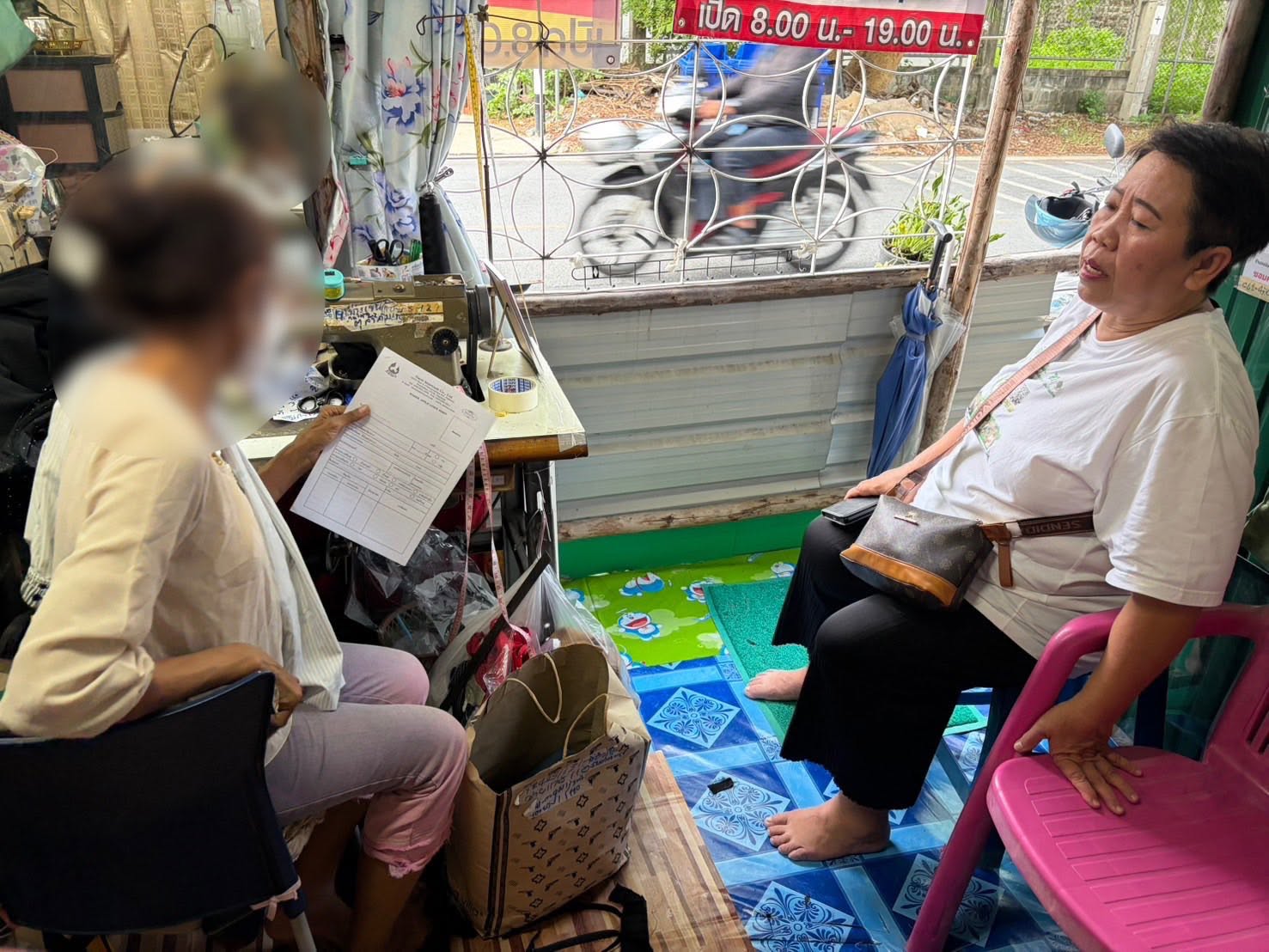 พช.เมืองนนท์ ติดตามการดำเนินงานโครงการเงินทุนหมุนเวียน